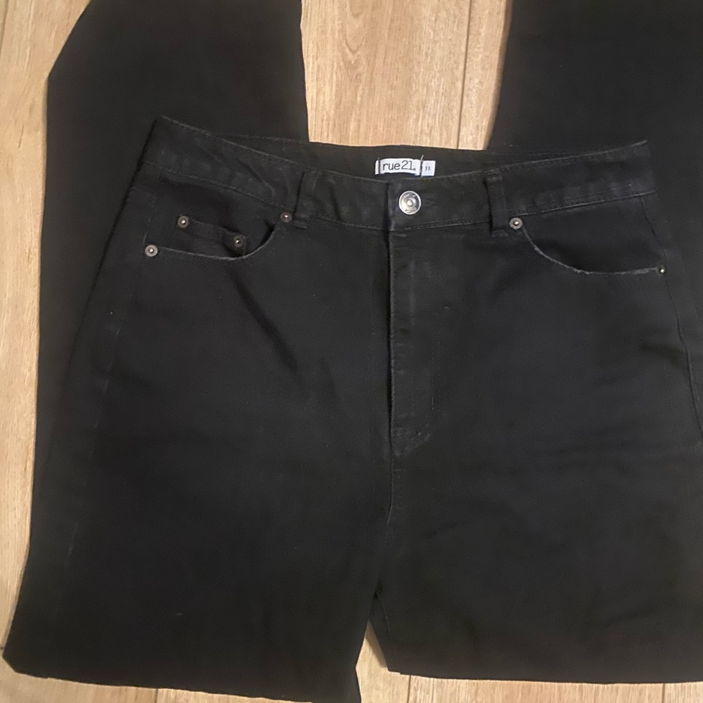 Straight leg jeans🖤